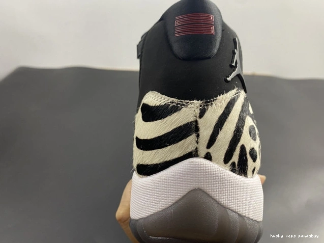 Rep Husky INSTINCT 11 AR0715-010 JORDAN AIR ANIMAL 0810